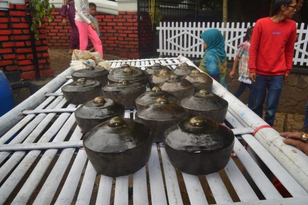 Gamelan Embah Bandong. by Agus Tarmana