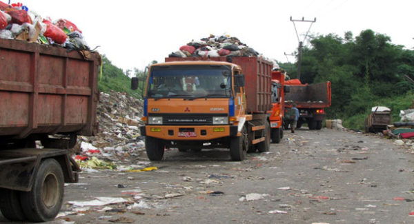 truk sampah