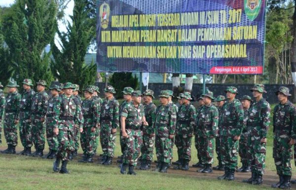 Pangdam III/Siliwangi Mayjen TNI M. Herindra membuka Apel Dansat Tersebar di Secata, Kec Pangalengan, Kab Bandung, Selasa (4/4). by Pendam III/Slw