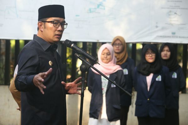 Wali Kota Bandung Ridwan Kamil saat meninjau Kantor Kecamatan Sumurbandung, Jalan Lombok, Senin (3/7/17). by Meiwan Humas Pemkot Bdg
