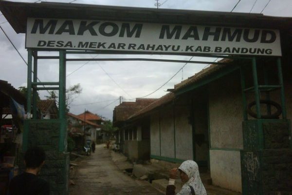 kampung-mahmud