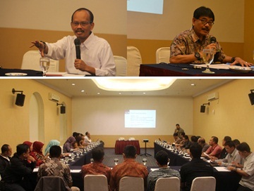 Konsultan ADB Dr Hikmat Ramdan yang juga Dosen di SITH ITB (kiri atas) saat  FGD Terminal Evaluation Report (TER) yang difasilitasi ADB di Hotel Yasmin Puncak Cianjur, Jumat (22/16).  ist
