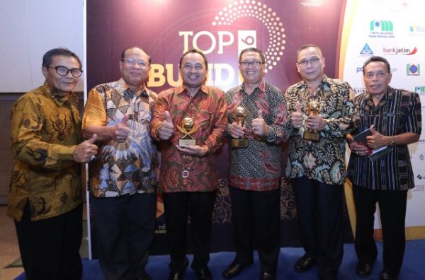 BUMD Kota Bandung Borong 4 Awards. by Humas Pemkot Bandung