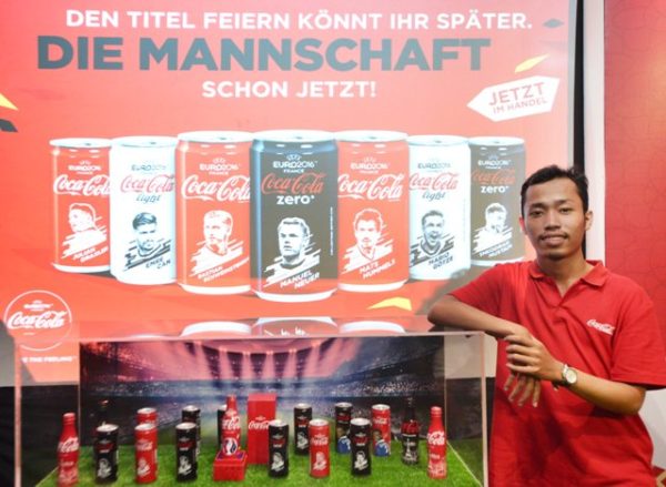Mahasiswa asal Solo, Gilang Bogy, menyita perhatian dunia sbagai desainer kaleng Coca-Cola bergambar khusus para pemain Timnas Jerman yang berlaga di UEFA Euro 2016 France. ist