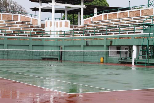 Lapangan Tenis Caringin