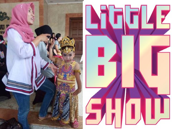 Mirzani ditemani ibu saat menunggu panggilan audisi Lit­le Big Show di Grand Pasundan Hotel Bandung, Minggu (7/5). by ist