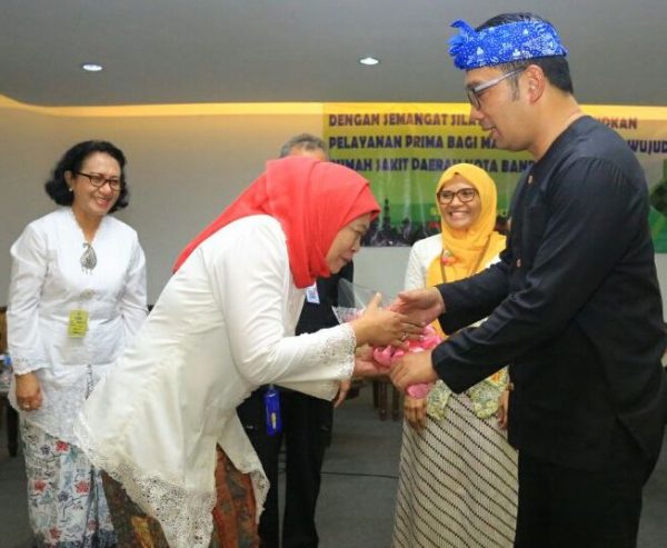 Wali Kota Bandung Ridwan Kamil usai memotivasi para petugas kesehatan di tiga rumah sakit milik Pemkot Bandung di Gedung Serba Guna Bale Kota Bandung, Rabu (5/7/17). by Humas Pemkot Bdg
