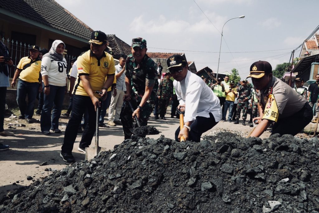 Bupati Terjun Langsung di Gerakan Tutup Lubang