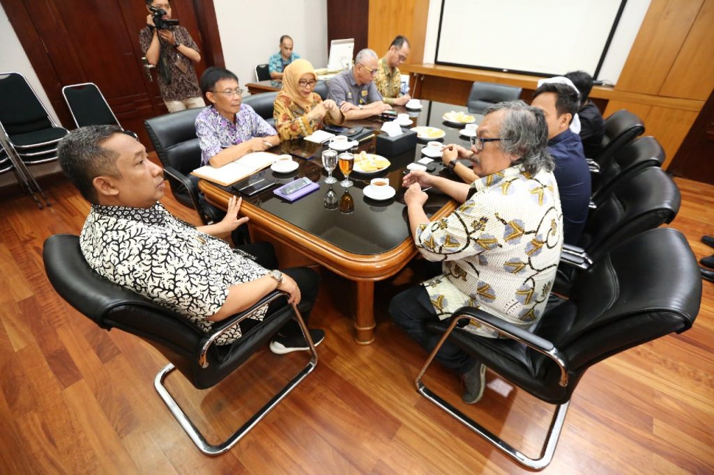 Pemkot Bandung Kembangkan Sensor Informasi Cuaca di 50 Kelurahan