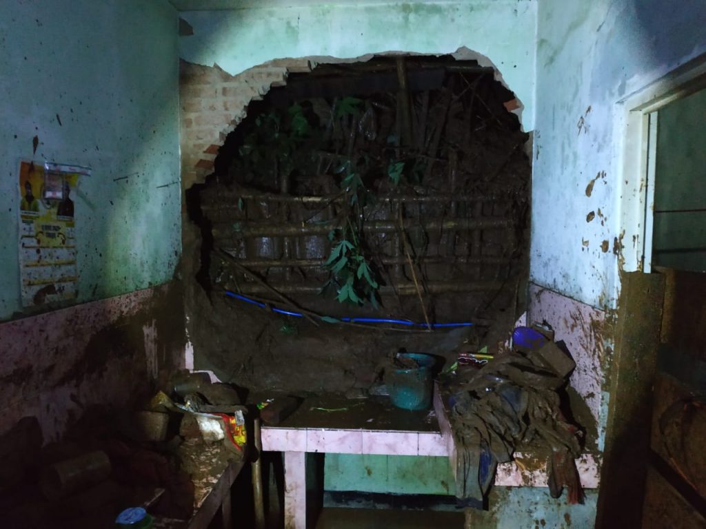 4 Rumah Warga Soreang Terdampak Longsor