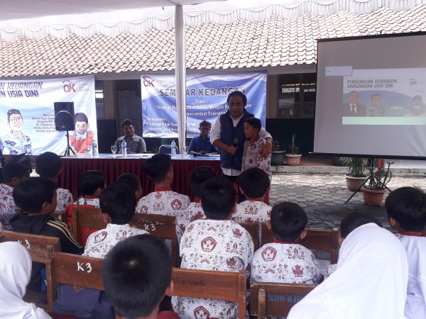 OJK Jabar Ajari Pelajar Cerdas Gunakan Uang Secara Positif