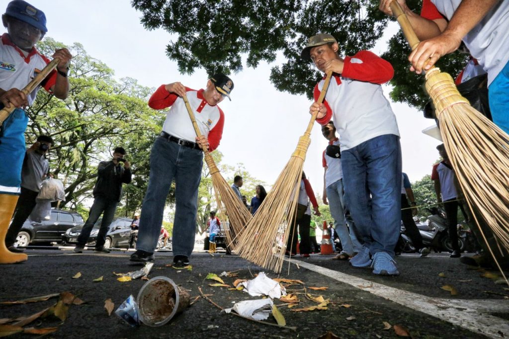 Oded; Gotong Royong Modal Sosial Hadapi Tantangan