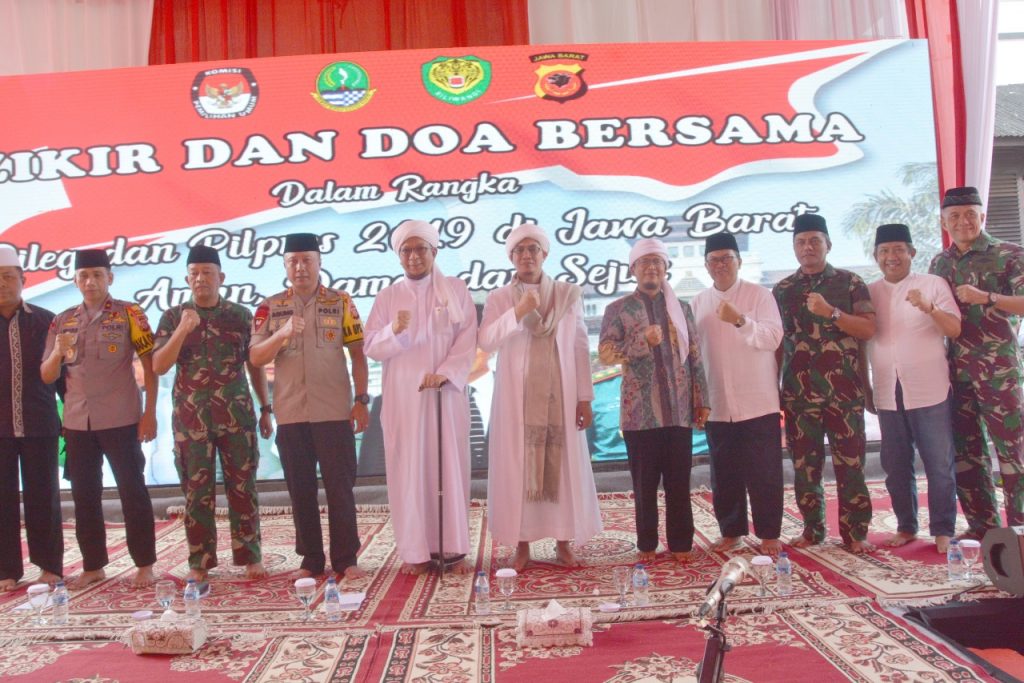 H-4 Pemilu Pangdam III/Siliwangi Bersama Kapolda Jabar Zikir & Doa Bersama