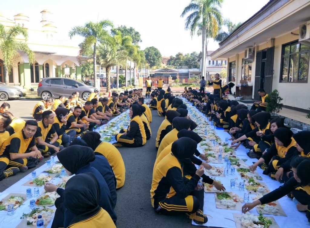 Cucurak, Ajang Silaturahmi dan Syukur Jelang Ramadhan