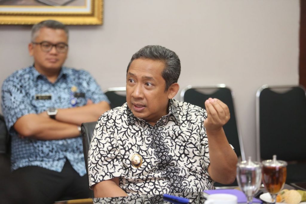 Setkab Sebut Pemkot Bandung Layak Jadi Role Model Perizinan