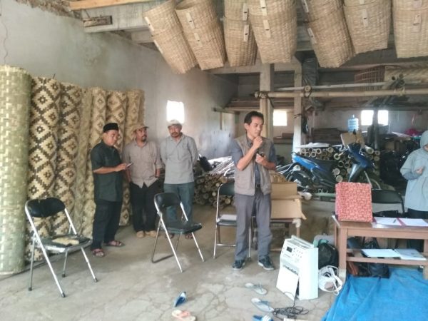 PPM ITB Gelar Pelatihan Kerajinan  Bambu  Sukasari BaleBandung