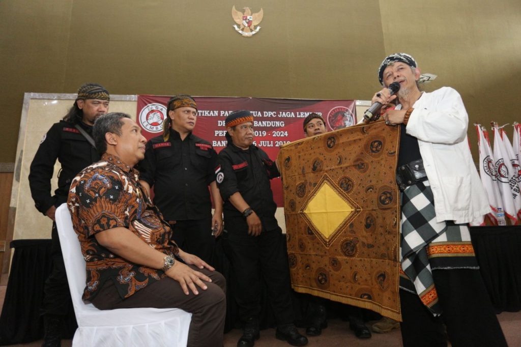 Yana Minta Jaga Lembur Makin Berkiprah