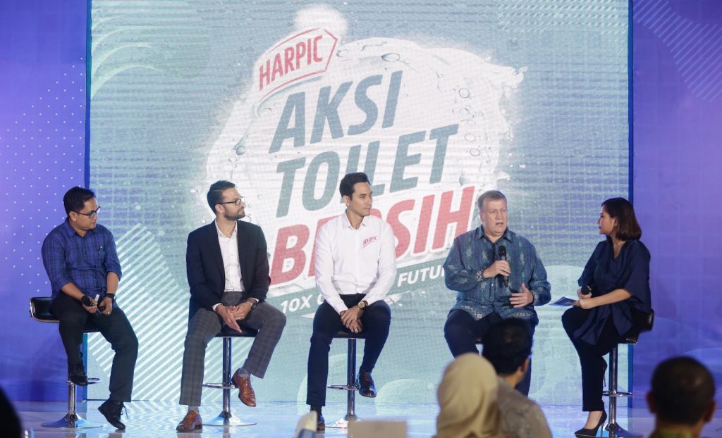 Aksi Toilet Bersih : Langkah Awal Harpic Atasi Masalah Sanitasi