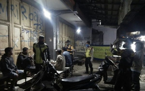 Polsek Cicalengka Sosialisasikan Pencegahan Corona