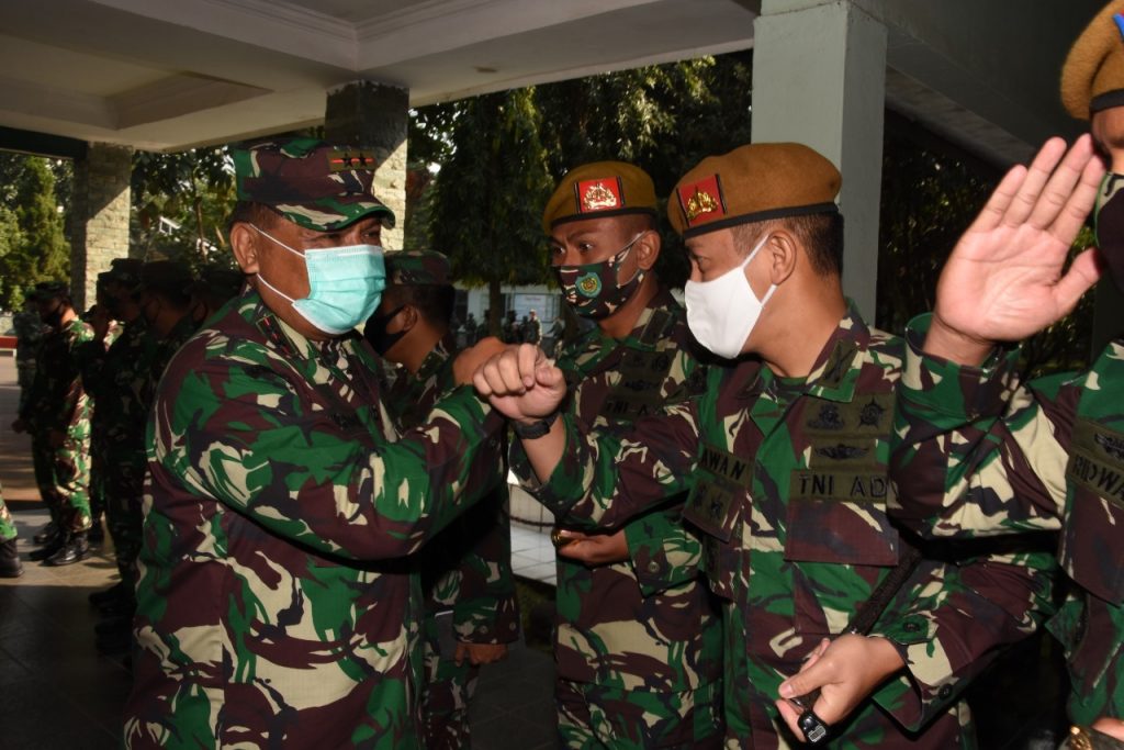 161 Prajurit Pilihan iberangkatkan ke Indonesia Timur