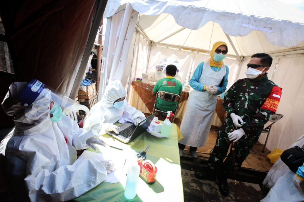 Pemkab Bandung Gelar Rapid Test di Pasar Majalaya