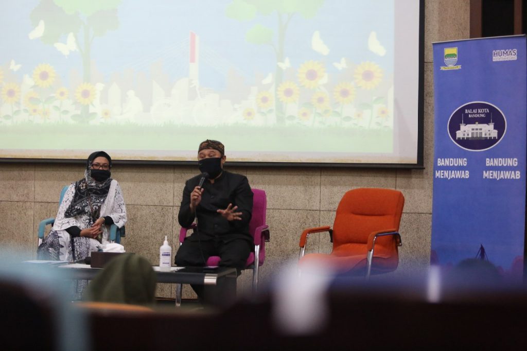 Sampah Kota Bandung Turun 18 Persen Selama PSBB