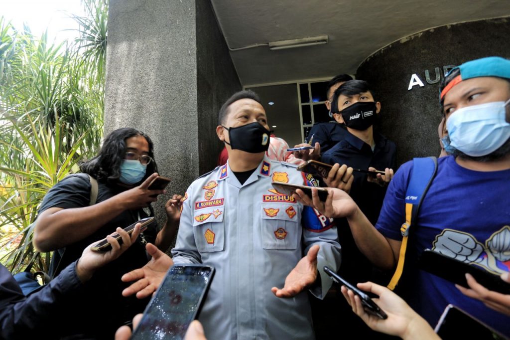 Kota Bandung Siap Berlakukan Sanksi Derek Parkir Liar