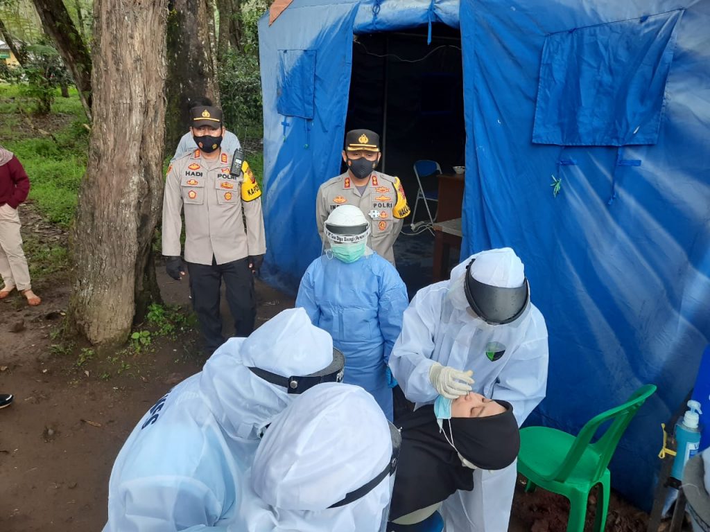 Polresta Bandung Gelar Rapid Test Antigen Bagi Wisatawan