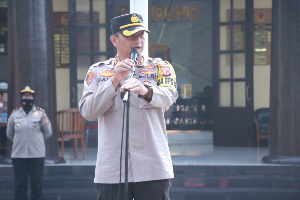 Pengamanan Nataru, Wakapolrestabes Bandung Pimpin Apel Pergelaran Bhabinkamtibmas