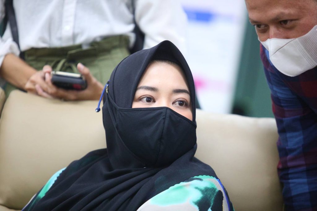 Antara Covid-19 dan Hantu, Nih Cerita Risa Saraswati