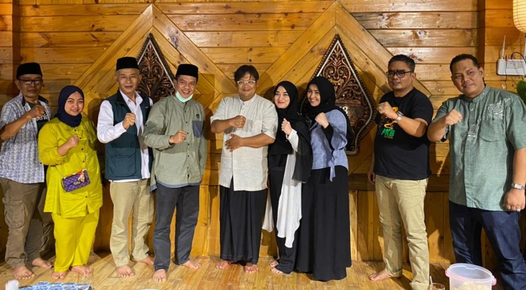 Kang DS Sambangi Dadan Sunandar Sunarya di Padepokan Giri Harja 3