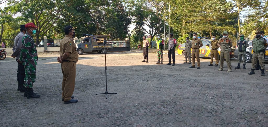 Menyikapi Level IV Pandemi, Tiga Pilar Kecamatan Kutawaringin Laksanakan Giat Penegakan Disiplin Prokes