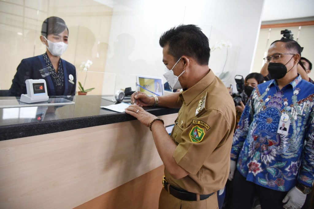 Bupati Bandung: Bank Bjb Bisa Jadi Solusi Pertumbuhan Ekonomi