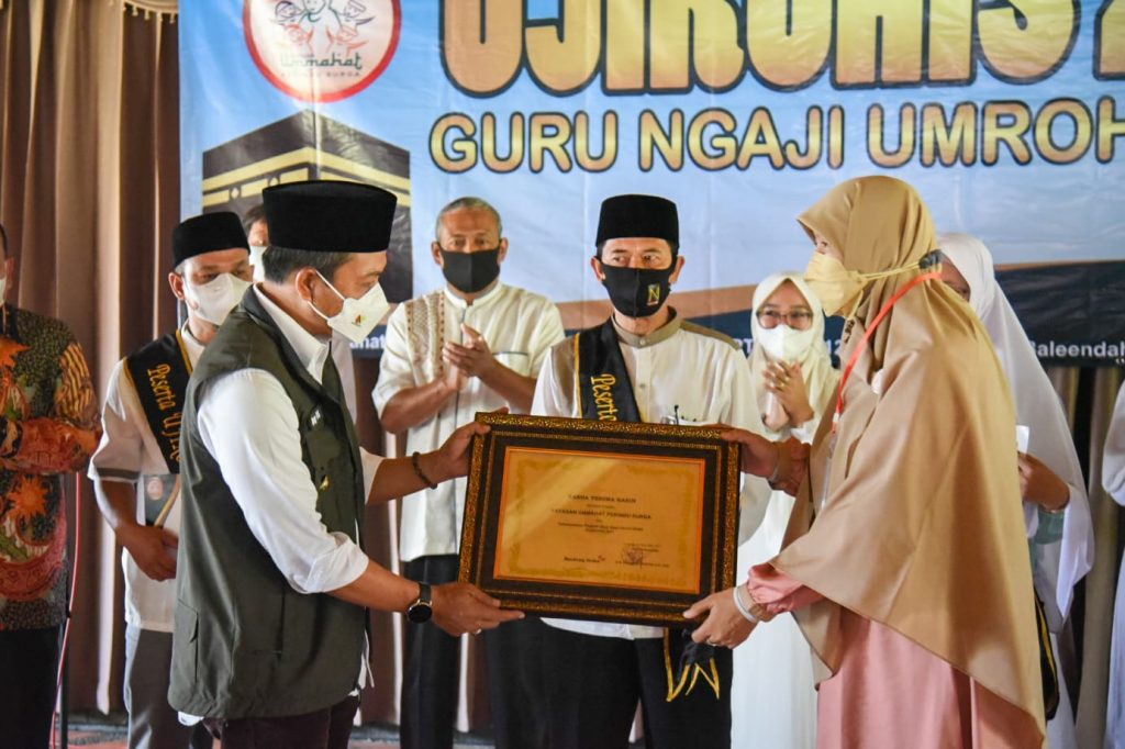 Bupati Bandung: Umroh Gratis Bentuk Penghargaan ke Guru Ngaji