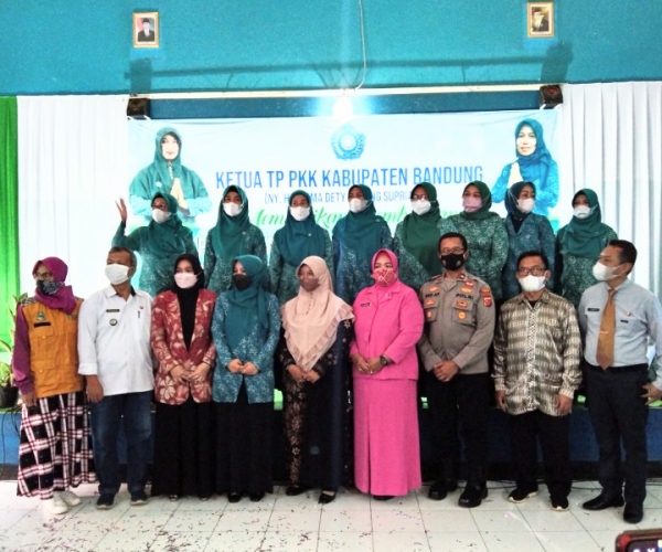 Gebyar UMKM Bedas Kecamatan Margaasih Tampilkan 25  Produk Unggulan