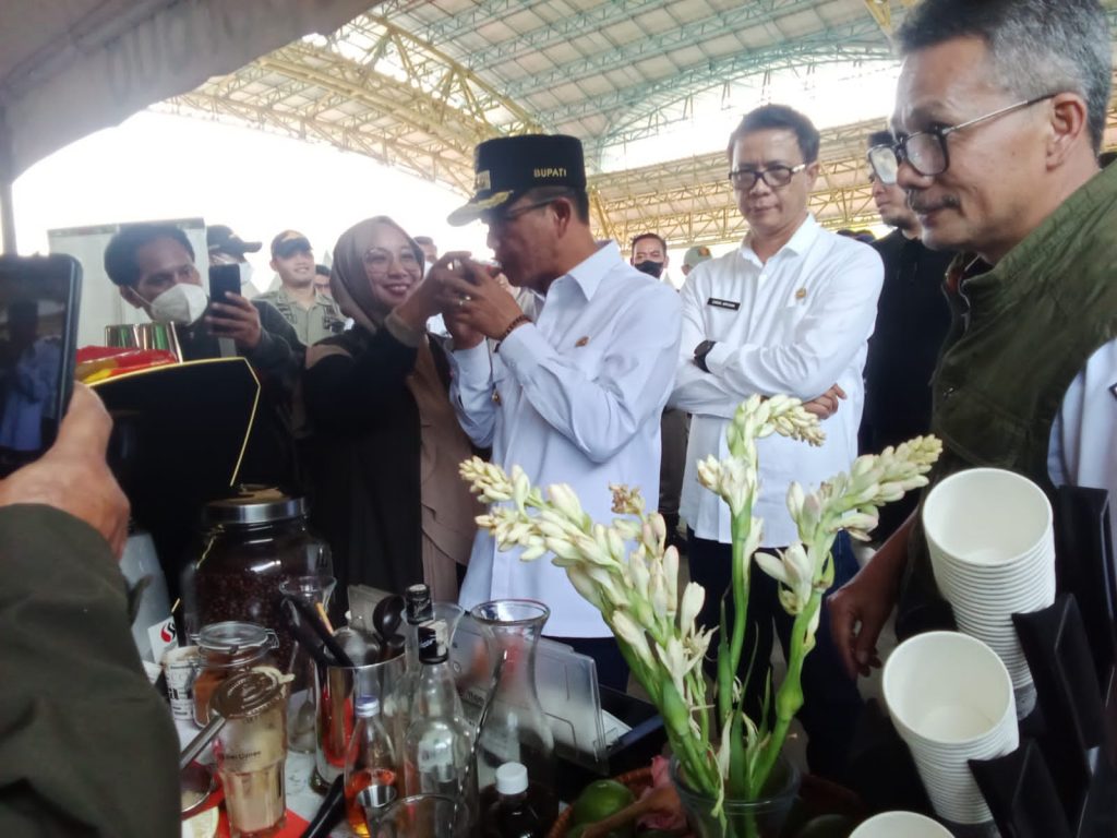 Bedas Coffee Festival Suguhkan Kopi Terbaik Kabupaten Bandung