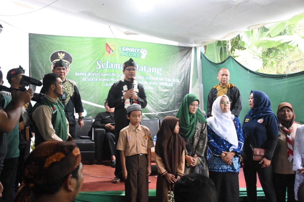 Tingkatkan Akhlak dan Moral Pelajar, Ini Yang Dilakukan Bupati Bandung