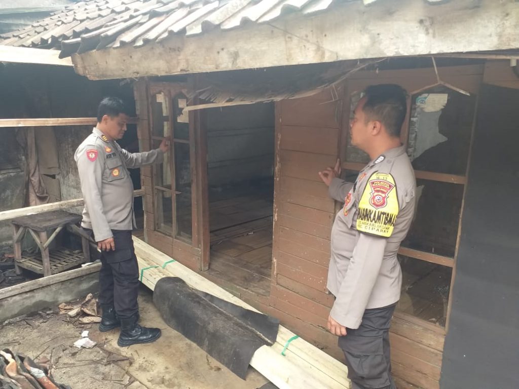 Polsek Ciparay Akan Bangun Rumah Layak Huni Untuk Warga yang Menderita Stroke