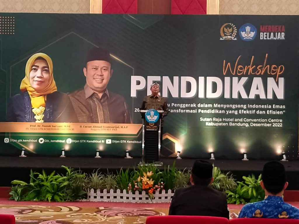 Workshop Pendidikan Peran Guru Penggerak Menyongsong Indonesia Emas 2045