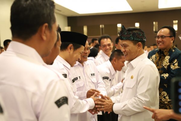 Bupati Bandung Akan Renovasi Kantor KPU