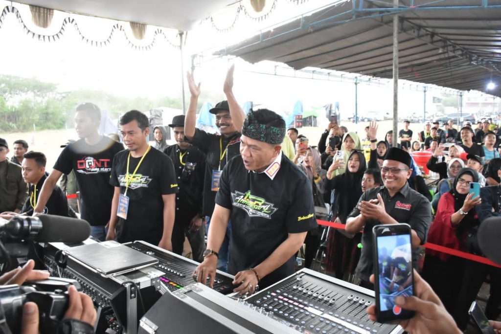 Bupati Bandung Kunjungi Kampung Musik