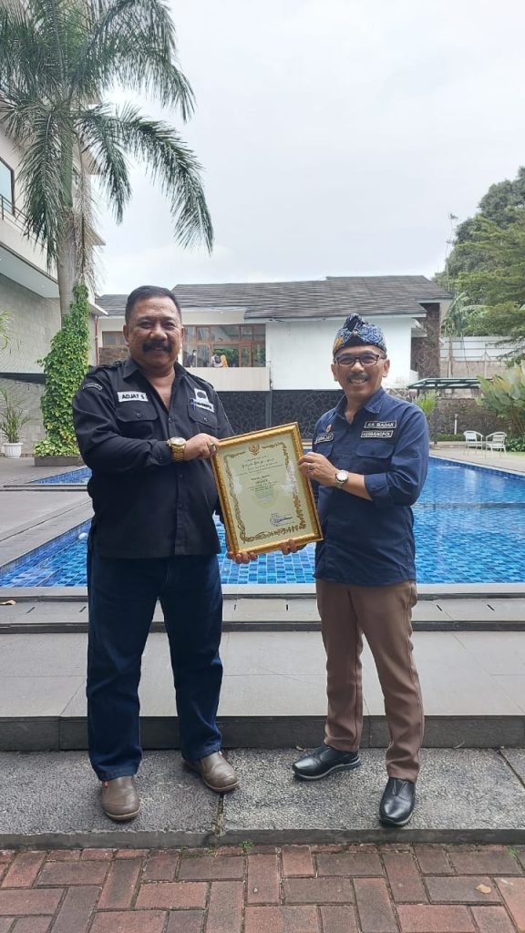 Badan Kesbangpol Kab. Bandung Terbaik Pengelolaan Data Sektoral