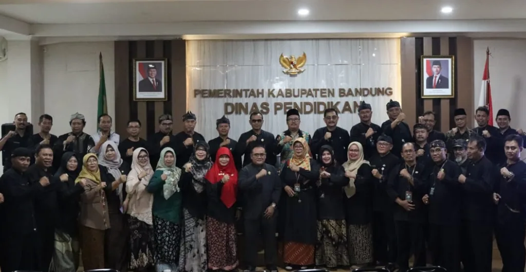 Tingkatkan Pola Hidup Bersih dan Sehat Siswa, Disdik Kab Bandung Gelar Sertifikasi UKS 