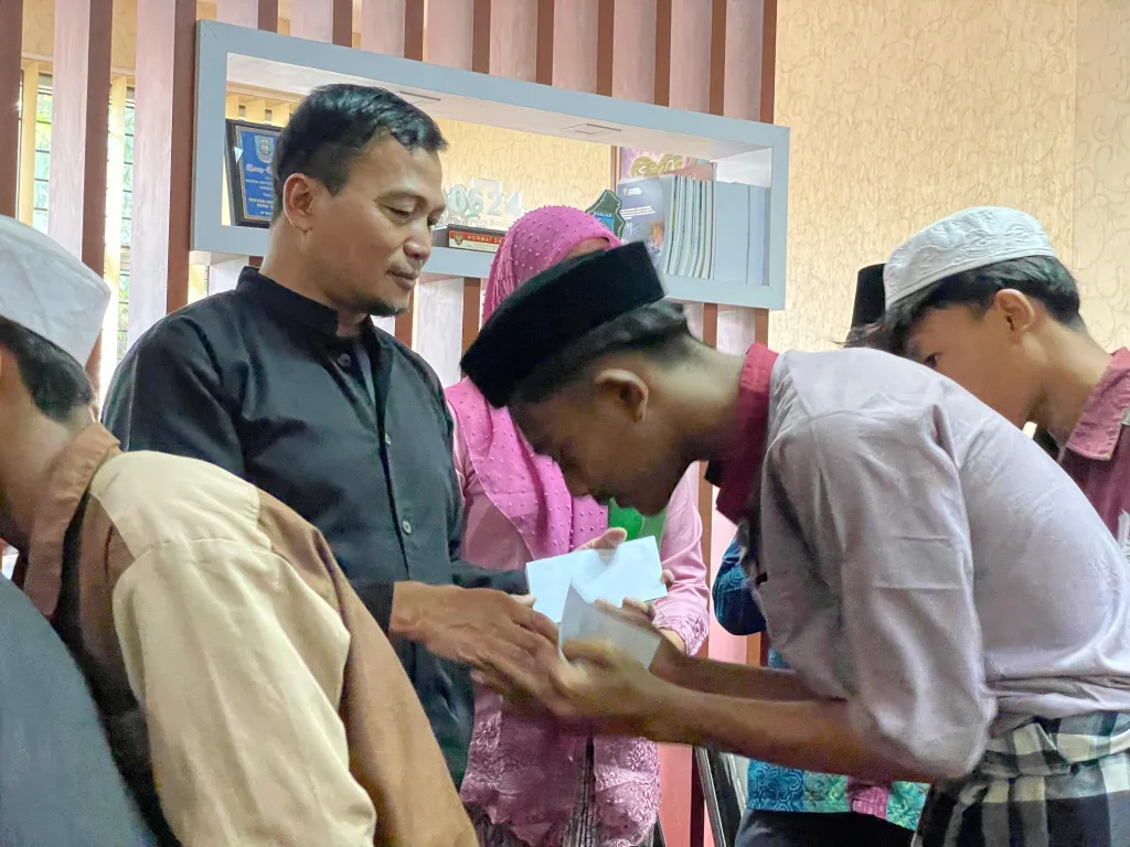 Tasyakur Bin Nimah Dilantiknya Bupati dan Wabup Bandung, Dinsos Santuni 40 Anak Yatim
