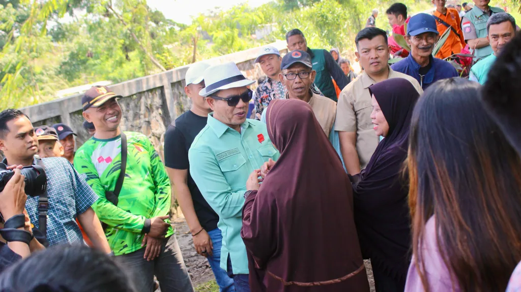 Sampah Banyak yang Nyangkut, Jembatan Sukabirus Harus Direnovasi