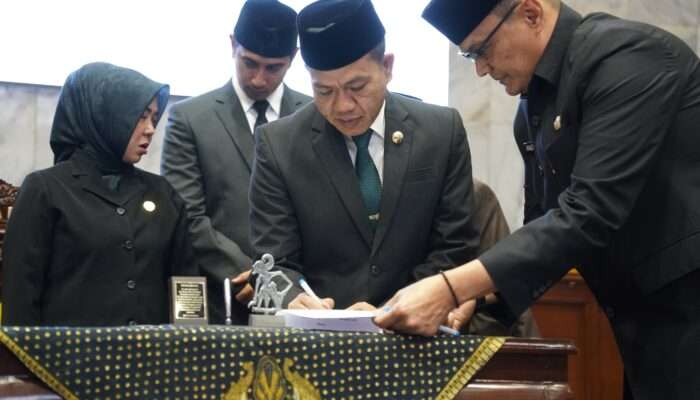 Perda PBG Disahkan, Bupati Bandung: Tidak Boleh Ada Rumah Membelakangi Sungai