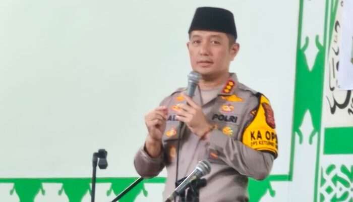 Kapolresta Bandung Hadiri Bukber dan Santunan Anak Yatim-Dhuafa di Masjid Agung Majalaya