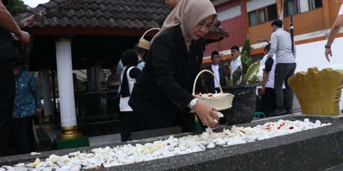 Renie Rahayu Fauzi Tekankan Penghormatan kepada Para Leluhur Bupati Bandung Terdahulu