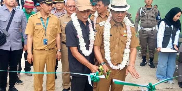 Resmikan TPS3R Kencana Si Bedas OK, Bupati Kang DS Ingin Bikin di Tiap Desa