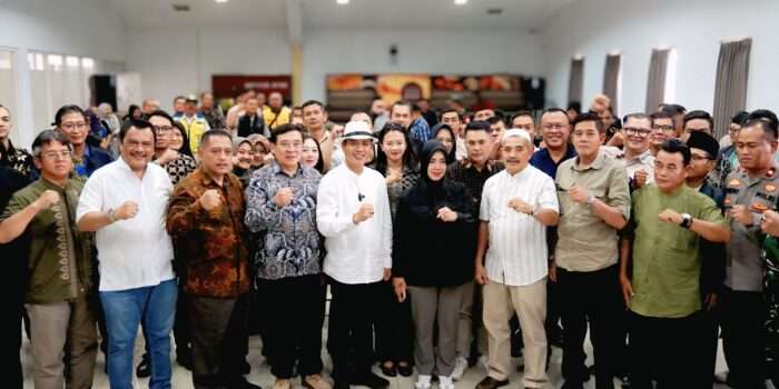 Baru Kali Ini Ada Bupati Bandung Peduli Banjir Jalan Raya Laswi